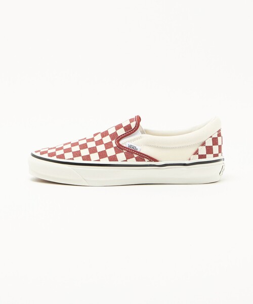 VANS(バンズ)の「<VANS>LX Classic Slip-On クラシック スリッポン/スニーカー(スニーカー・メンズ・ブラック/レッド・8/10/9/7h/8h/9h/10h)」の2枚目の写真