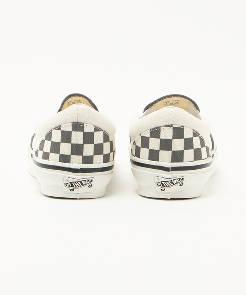 VANS(バンズ)の「<VANS>LX Classic Slip-On クラシック スリッポン/スニーカー(スニーカー・メンズ・ブラック/レッド・8/10/9/7h/8h/9h/10h)」の6枚目の写真