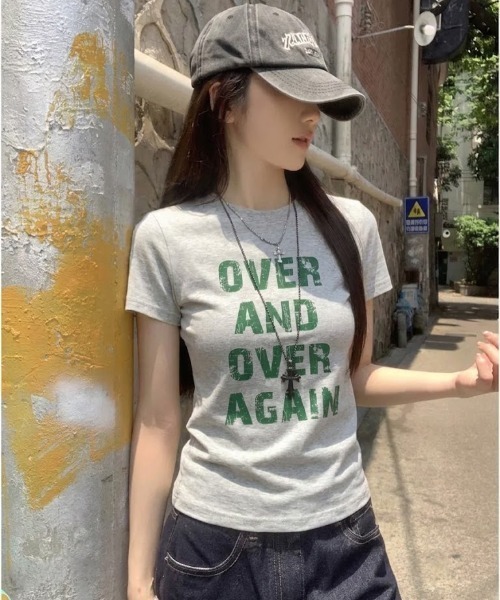 SHEPP(シープ)の「クラックロゴプリント 半袖クルーネックTシャツ(Tシャツ/カットソー・レディース・グレー/ホワイト・L/M)」の12枚目の写真