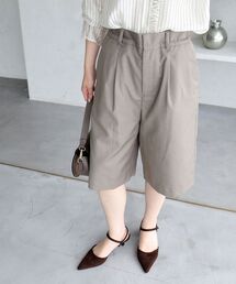 タックハーフパンツ
