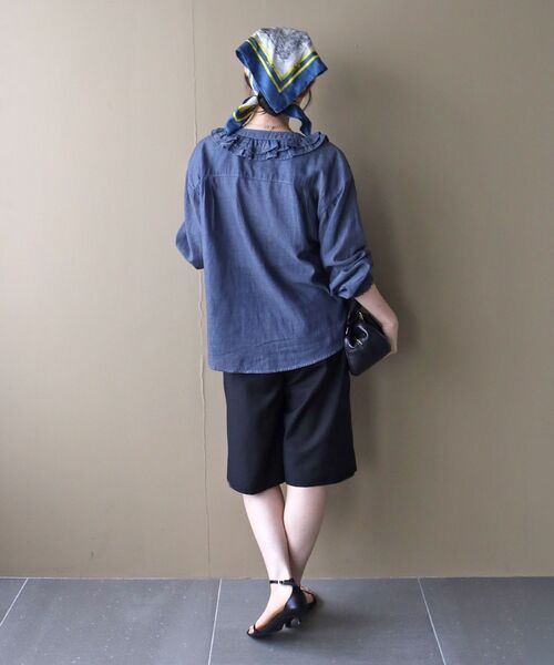 le.coeur blanc(ルクールブラン)の「タックハーフパンツ(その他パンツ・レディース・ブラック/グレイッシュベージュ・38)」の20枚目の写真