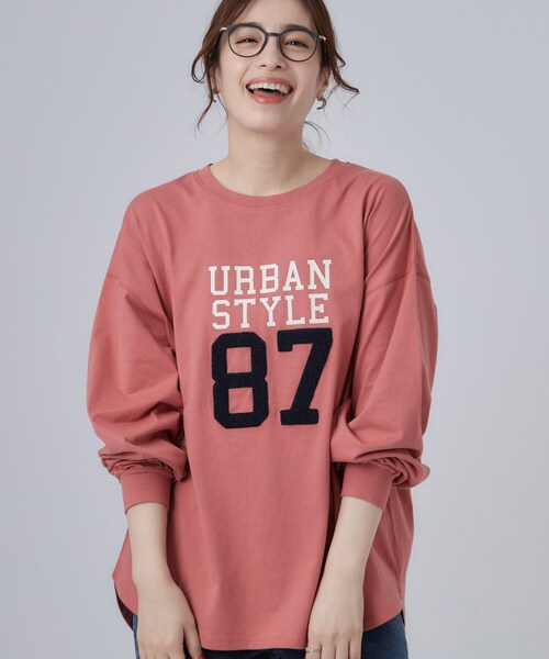 SHOO・LA・RUE（シューラルー）の「【選べる4柄/体型カバー】ゆるっと着られる BIGロンT（Tシャツ/カットソー・レディース・ブラック/ライトグレー/ホワイト/ベビーピンク・00）」の4枚目の写真