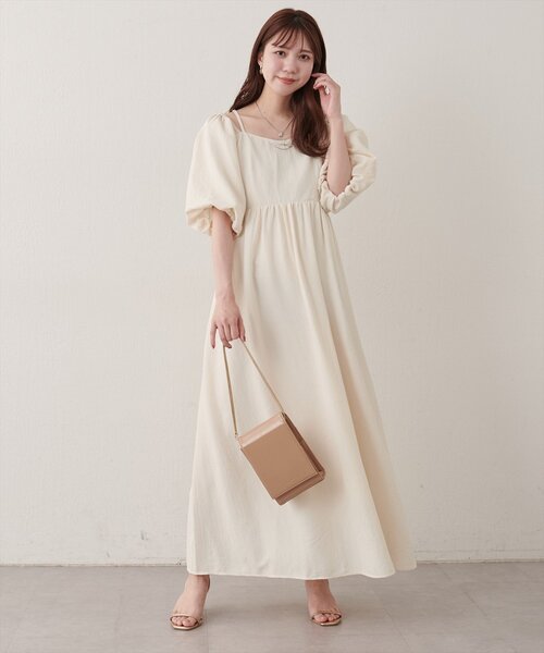 natural couture(ナチュラルクチュール)の「2WAYパフスリーブワンピース(ワンピース・レディース・オフホワイト/ネイビー/ブラウン/ブラック・FREE)」の9枚目の写真