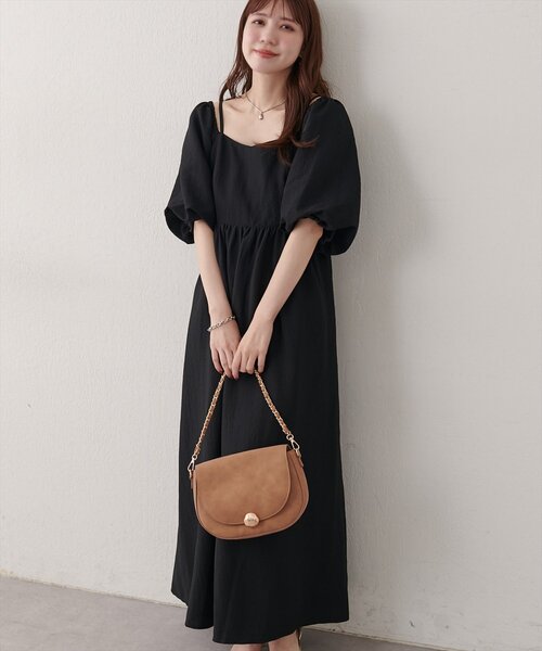 natural couture(ナチュラルクチュール)の「2WAYパフスリーブワンピース(ワンピース・レディース・オフホワイト/ネイビー/ブラウン/ブラック・FREE)」の15枚目の写真