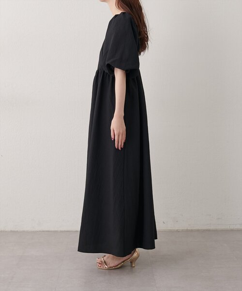 natural couture(ナチュラルクチュール)の「2WAYパフスリーブワンピース(ワンピース・レディース・オフホワイト/ネイビー/ブラウン/ブラック・FREE)」の18枚目の写真