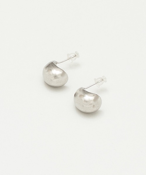 AJUGA.(アジュガ)の「ボールドドームピアス(ピアス(両耳用)・レディース・シルバー/ゴールド・ONE SIZE)」の19枚目の写真