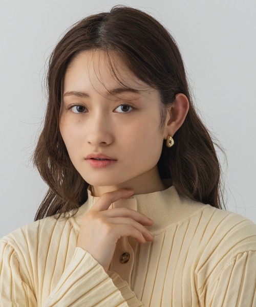 AJUGA.(アジュガ)の「ボールドドームピアス(ピアス(両耳用)・レディース・シルバー/ゴールド・ONE SIZE)」の18枚目の写真