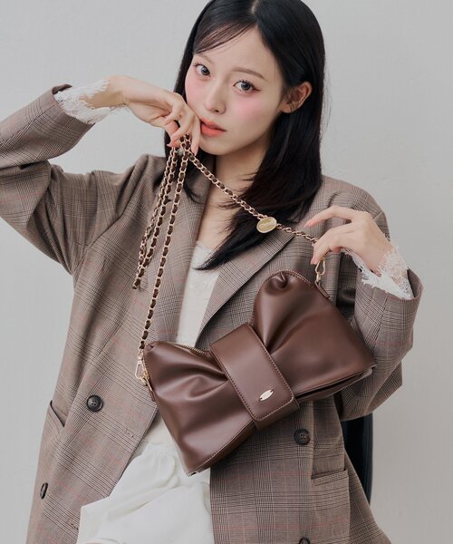 累計販売1万点超え】レザー巾着4WAYショルダーバッグ（ショルダー
