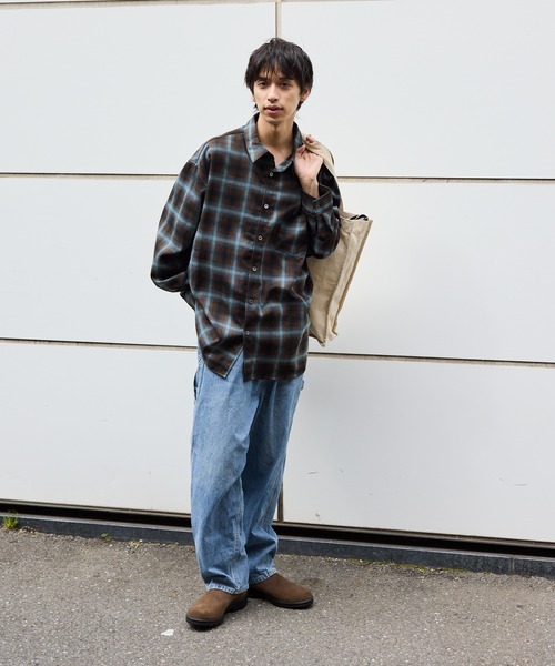 2AM(ツーエイエム)の「ワイドシルエット オンブレチェックシャツ(シャツ/ブラウス・メンズ・パープル/ブルー・L)」の16枚目の写真