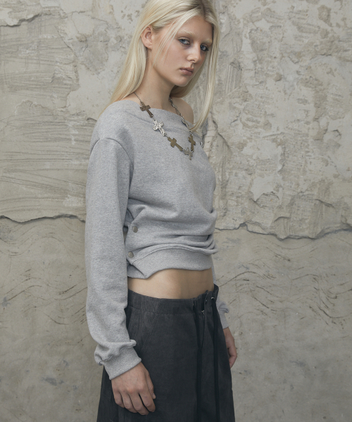 VOONT(ブント)の「One-Shoulder Snap Sweatshirt (GRAY)(スウェット・レディース・アッシュグレー・OS)」の10枚目の写真