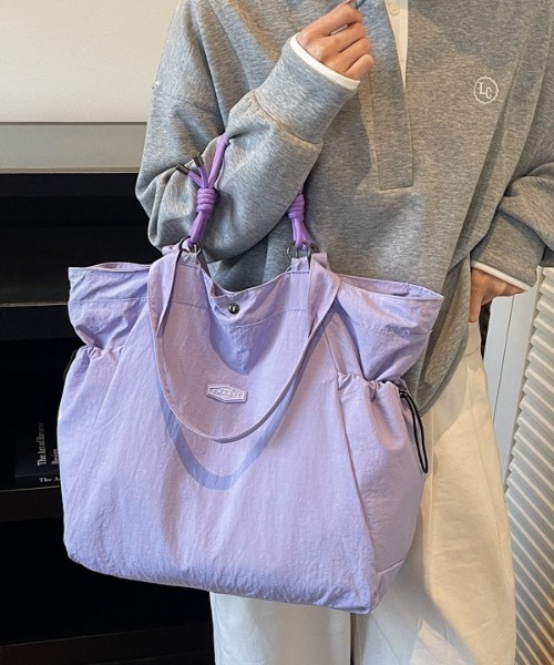 Alum'(アルム)の「Rope Knot Tote Bag/ロープノットトートバッグ(トートバッグ・レディース・ブラック/ホワイト/グリーン/パープル・FREE)」の4枚目の写真
