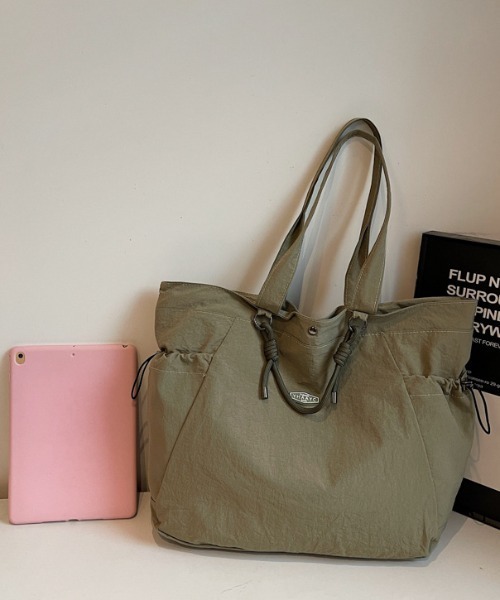 Alum'(アルム)の「Rope Knot Tote Bag/ロープノットトートバッグ(トートバッグ・レディース・ブラック/ホワイト/グリーン/パープル・FREE)」の3枚目の写真