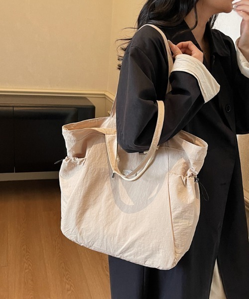 Alum'(アルム)の「Rope Knot Tote Bag/ロープノットトートバッグ(トートバッグ・レディース・ブラック/ホワイト/グリーン/パープル・FREE)」の8枚目の写真
