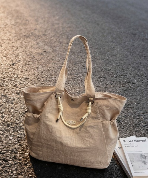 Alum'(アルム)の「Rope Knot Tote Bag/ロープノットトートバッグ(トートバッグ・レディース・ブラック/ホワイト/グリーン/パープル・FREE)」の6枚目の写真