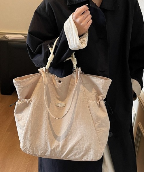 Alum'(アルム)の「Rope Knot Tote Bag/ロープノットトートバッグ(トートバッグ・レディース・ブラック/ホワイト/グリーン/パープル・FREE)」の7枚目の写真