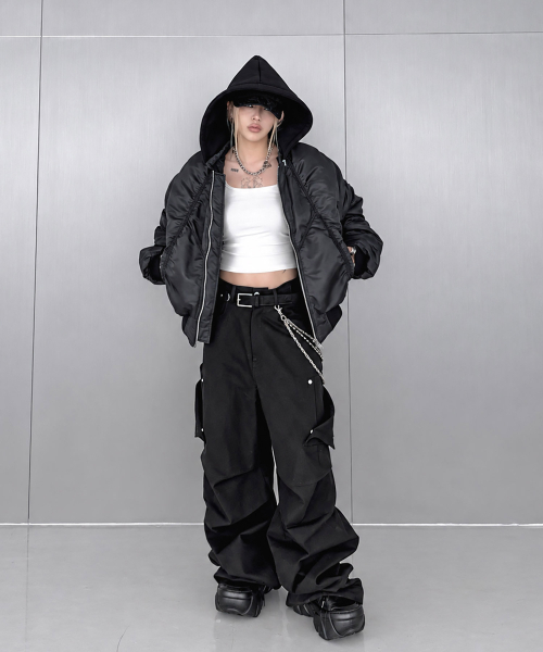 ROARINGRAD（ロアリングラド）の「26 パラシュートカーゴパンツ ブラック（その他パンツ・レディース・その他・SMALL/MEDIUM/LARGE）」の2枚目の写真