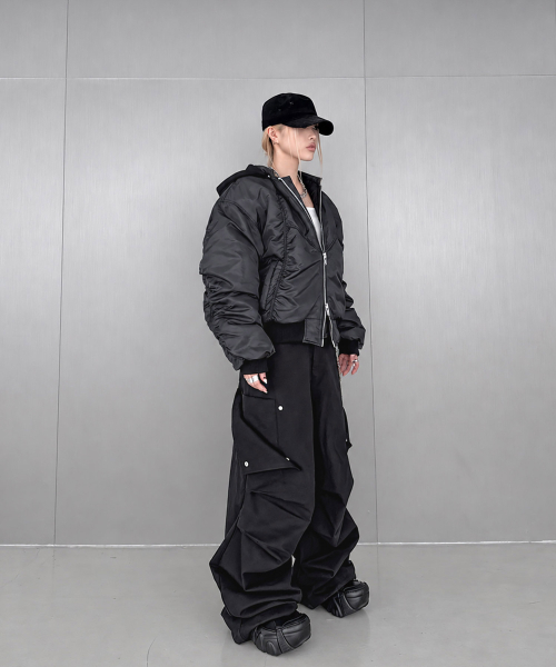 ROARINGRAD（ロアリングラド）の「26 パラシュートカーゴパンツ ブラック（その他パンツ・レディース・その他・SMALL/MEDIUM/LARGE）」の4枚目の写真