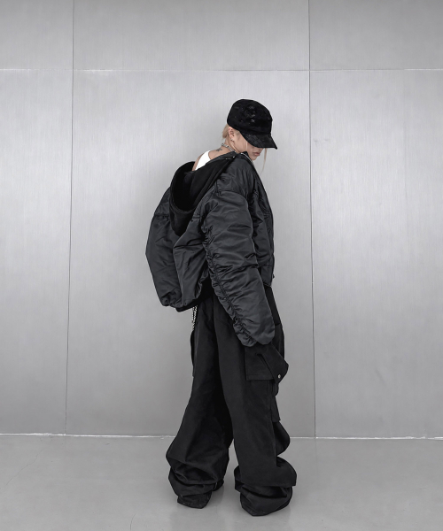 ROARINGRAD（ロアリングラド）の「26 パラシュートカーゴパンツ ブラック（その他パンツ・レディース・その他・SMALL/MEDIUM/LARGE）」の5枚目の写真