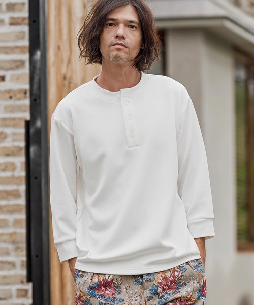 CAMBIO(カンビオ)の「mlt5876- ポンチ7分袖ヘンリーネックカットソー(BP-BFA0161)(Tシャツ/カットソー・メンズ・ホワイト/ブラック/ネイビー/グレー・S/M/L)」の2枚目の写真