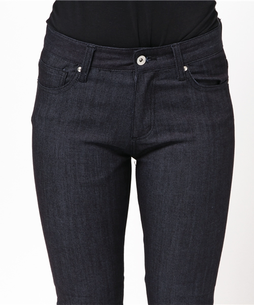 LE JUN（ルジュン）の「インディゴストレッチデニムスキニー（デニムパンツ・レディース・ネイビー・M/S）」の8枚目の写真