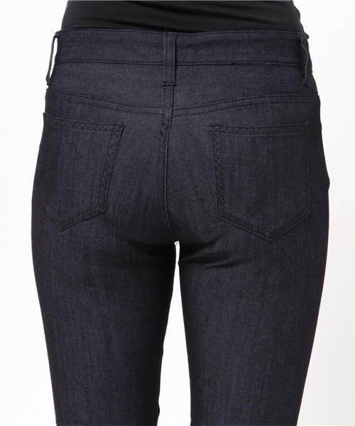 LE JUN（ルジュン）の「インディゴストレッチデニムスキニー（デニムパンツ・レディース・ネイビー・M/S）」の9枚目の写真