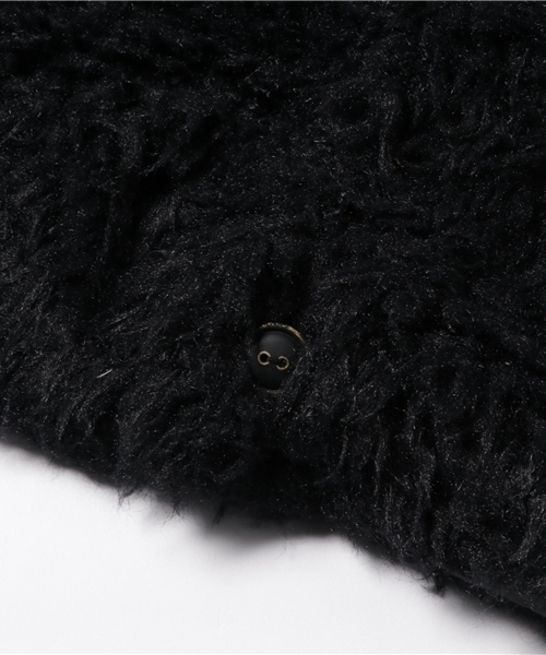 COMECHATTO&CLOSET(カムチャットアンドクロゼット)の「シープボアVネックカーディガン(カーディガン/ボレロ・キッズ・ブラック/アイボリー/ベージュ・110/130/100/120/90)」の6枚目の写真