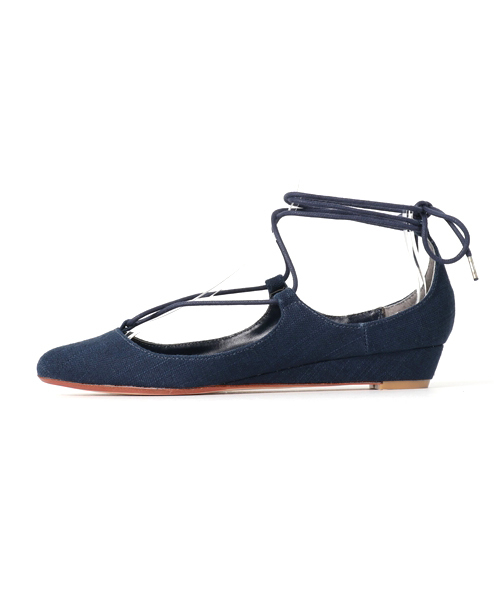 TSURU（ツル）の「【TSURU by MARIKO OIKAWA 】Gina/レースアップパンプス（パンプス・レディース・ベージュ/ネイビー・SMALL/MEDIUM）」の3枚目の写真