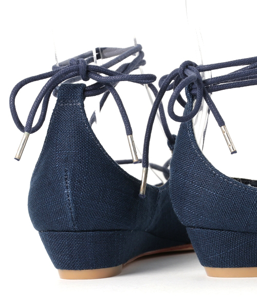 TSURU（ツル）の「【TSURU by MARIKO OIKAWA 】Gina/レースアップパンプス（パンプス・レディース・ベージュ/ネイビー・SMALL/MEDIUM）」の7枚目の写真