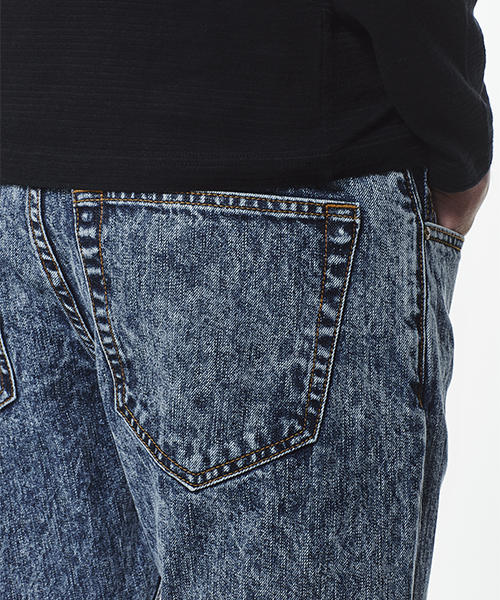 Saturdays NYC（サタデーズ ニューヨークシティ ）の「Luke Denim Jeans（デニムパンツ・メンズ・オフホワイト/ブルー系その他2・30/32/28/34/31/29）」の8枚目の写真