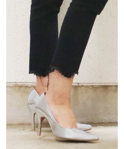 Ungrid（アングリッド）の「フェイクレザーパンプス（パンプス・レディース・ブラック/シルバー/キャメル・S/L/M）」の3枚目の写真