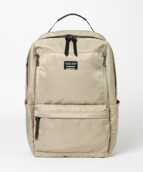 LBC（エルビーシー）の「縦ZIPベーシックバックパック（バックパック/リュック・レディース・ブラック/ベージュ/ネイビー・FREE）」の15枚目の写真