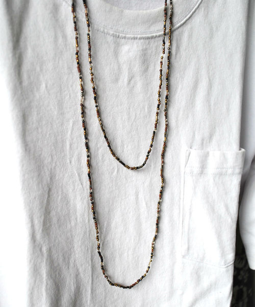 BEATJIVE（ビートジャイブ）の「ネイティブデザイン ロングビーズネックレス（ネックレス・メンズ・ブラック/レッド・FREE）」の10枚目の写真