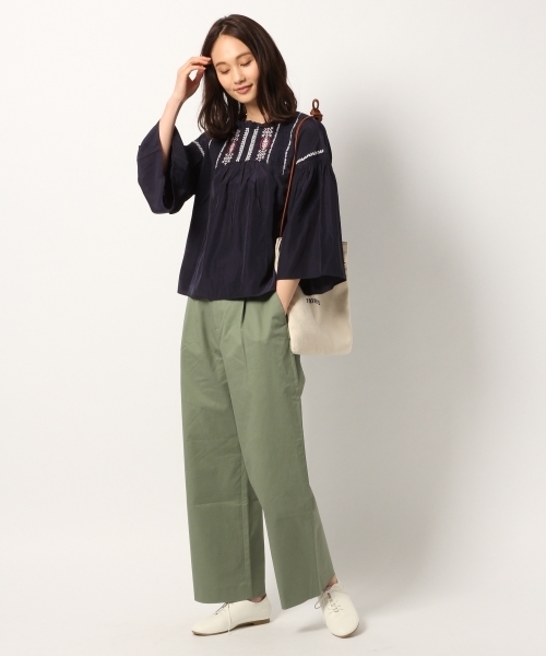 GLOBAL WORK（グローバルワーク）の「シシュウソデフレアブラウス8分袖/776436（シャツ/ブラウス・レディース・ホワイト/ネイビー/イエロー・MEDIUM/LARGE）」の12枚目の写真