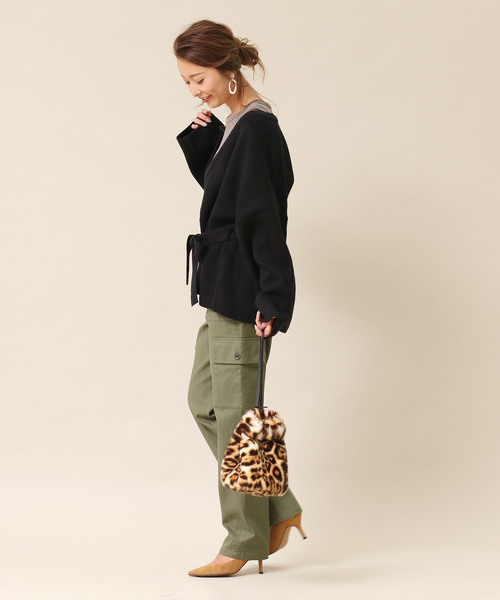 Gready Brilliant（グレディブリリアン）の「ウエストベルト 袖ワイドニットカーデ（カーディガン/ボレロ・レディース・ブラウン/グレイッシュベージュ/ブラック・FREE）」の17枚目の写真