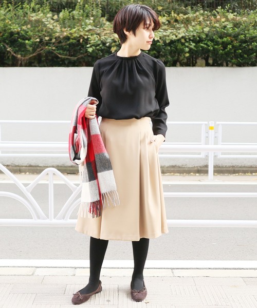 La TOTALITE(ラトータリテ)の「ストレッチカルゼフレアスカート◆(スカート・レディース・ブラック/ブルー系その他/キャメル・38/36/40)」の15枚目の写真