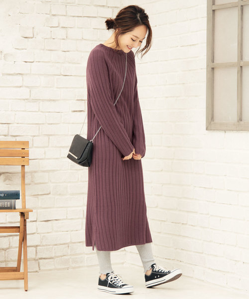 KOBE LETTUCE（コウベレタス）の「サイドスリットハイネックリブニットワンピース＊レディース/セーター/ロング丈[E1946]神戸レタス（ワンピース・レディース・ブラック/パープル/グレー/アイボリー・FREE）」の4枚目の写真