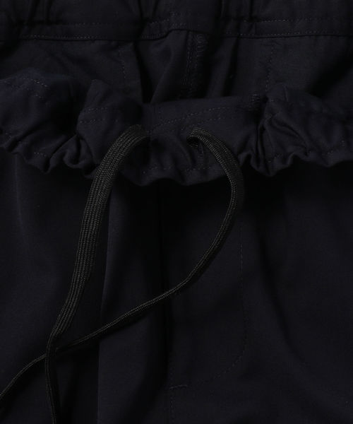 SHIPS（シップス）の「SU: TR スリム ジョガー パンツ（その他パンツ・メンズ・チャコールグレー/ネイビー/オリーブ・SMALL/MEDIUM/LARGE/X-LARGE）」の15枚目の写真