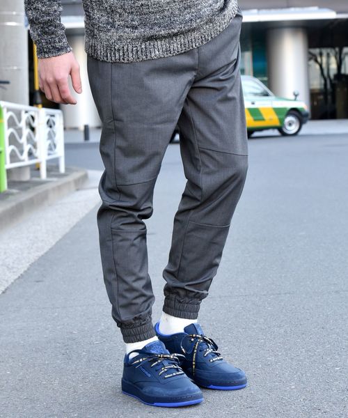 SHIPS（シップス）の「SU: TR スリム ジョガー パンツ（その他パンツ・メンズ・チャコールグレー/ネイビー/オリーブ・SMALL/MEDIUM/LARGE/X-LARGE）」の20枚目の写真