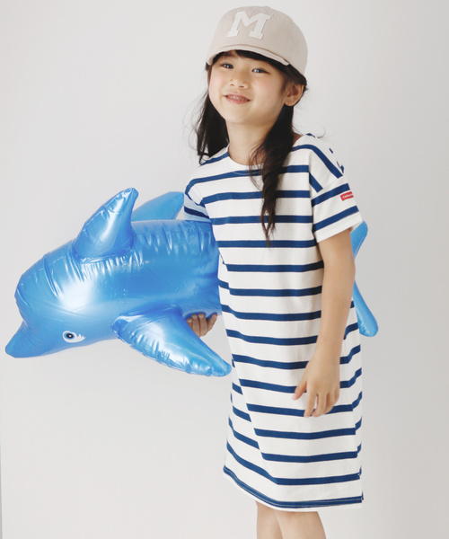 Catherine Cottage（キャサリンコテージ）の「オーガニックコットン ボーダーTシャツワンピ（ワンピース・キッズ・ブラック/ネイビー/レッド/ホワイト×ブラック/ライラック/ホワイト×ネイビー・90/100/110/120/130/140/160/150）」の3枚目の写真