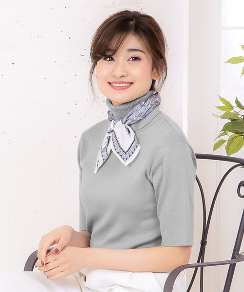 KOBE LETTUCE(コウベレタス)の「タートルネック5分袖ハイゲージスプリングニットトップス(ニット/セーター・レディース・ライトグレー/ブラック/オフホワイト/オリーブ/ピンク系その他・FREE)」の4枚目の写真