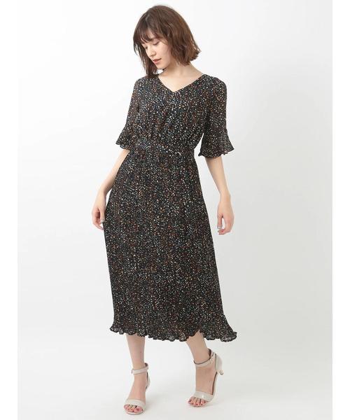 YECCA VECCA（イェッカヴェッカ）の「2wayランダムプリーツワンピース ●（ワンピース・レディース・ネイビー/アイボリー・FREE）」の3枚目の写真