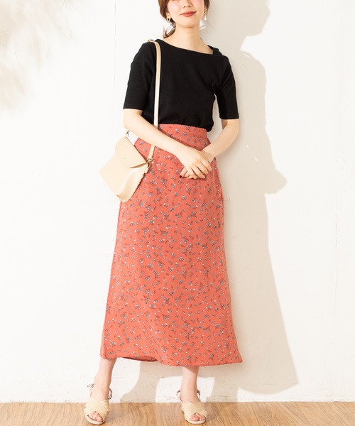 natural couture(ナチュラルクチュール)の「いろいろ花マーメイドスカート(スカート・レディース・ベージュ/レッド/オフホワイト/アイボリー/ブラック・FREE)」の19枚目の写真