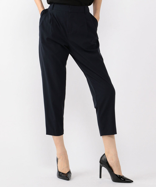 A/C DESIGN BY ALPHA CUBIC（エーシーデザインバイアルファキュービック）の「【COOLER TOUCHシリーズ】冷感タックテーパードパンツ（その他パンツ・レディース・ブラウン/カーキ/ブラック/ネイビー・61/64/70/67）」の4枚目の写真