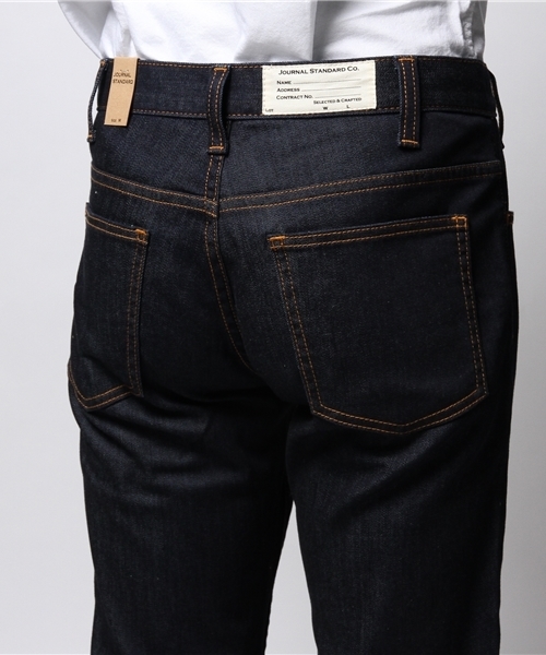 JOURNAL STANDARD（ジャーナルスタンダード）の「ライトストレッチデニムスタプレ型パンツ　#（デニムパンツ・メンズ・ダークブルー/ネイビー・LARGE/MEDIUM/SMALL）」の5枚目の写真