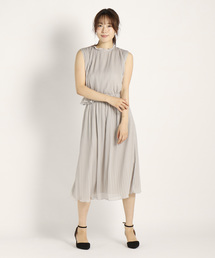 STRAWBERRY-FIELDS�i�X�g���x���[�t�B�[���Y�j�́u�t�F�~�j�J�@�h���X�Z�b�g�A�b�v�i�h���X�j�v