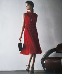 STRAWBERRY-FIELDS�i�X�g���x���[�t�B�[���Y�j�́u�t�F�~�j�J�@�h���X�Z�b�g�A�b�v�i�h���X�j�v