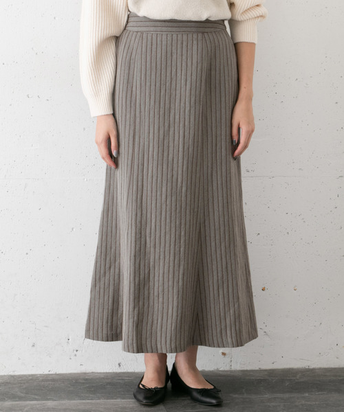 URBAN RESEARCH ROSSO(アーバンリサーチロッソ)の「ウールリネンヘリンボンスカート∴(スカート・レディース・ベージュ/グレー・36/38)」の8枚目の写真