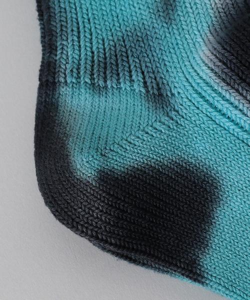 H BEAUTY&YOUTH UNITED ARROWS(エイチビューティーアンドユースユナイテッドアローズ)の「<H>TIE DYE MOTIF RIB SOCKS/ソックス(ソックス/靴下・メンズ・その他1/その他2・FREE)」の5枚目の写真