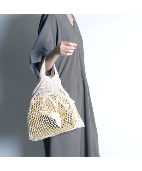 Parfum de Charmant Fleur（パルファムドゥシャルマンフルール）の「【Parfum de Charmant Fleur/パルファム ドゥ シャルマンフルール】haku print 2way bag/箔プリント2wayショルダーバッグ5（トートバッグ・レディース・その他11/その他12/その他13/その他14/その他15・FREE）」の7枚目の写真