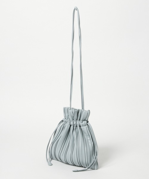 GLOBAL WORK（グローバルワーク）の「プリーツキンチャク/868719（ショルダーバッグ・レディース・ブラック/ライトブルー/ブラウン/アイボリー・FREE）」の13枚目の写真